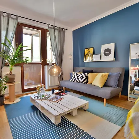 Nowa Str. No.3 Appartamento *